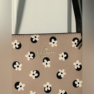 Kate Spade tote bag tan with white flowers